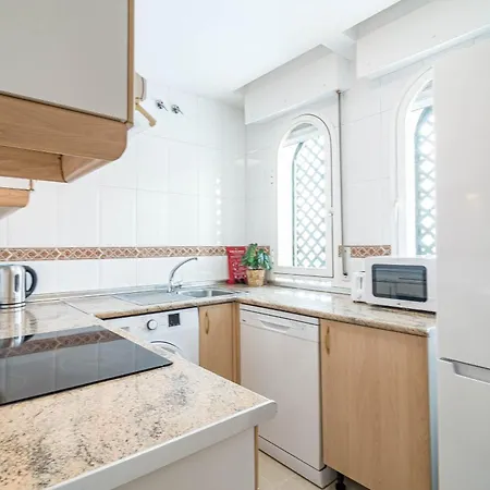Apartment Contemporary Near Puerto Banus *