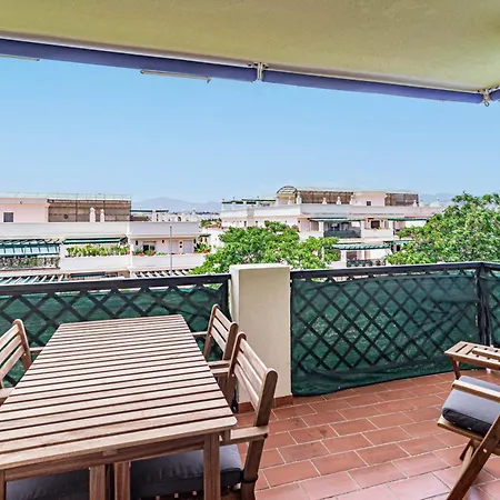 Contemporary Near Puerto Banus Apartment *