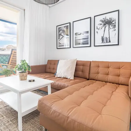Contemporary Near Puerto Banus Apartment Marbella
